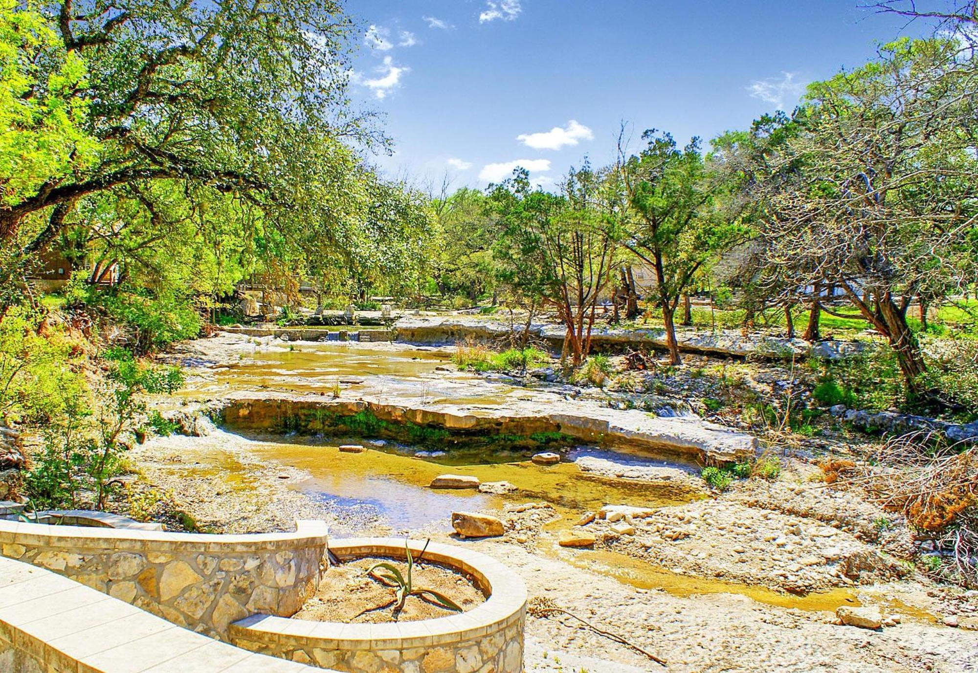 Creekside Falls Wimberley Exterior photo